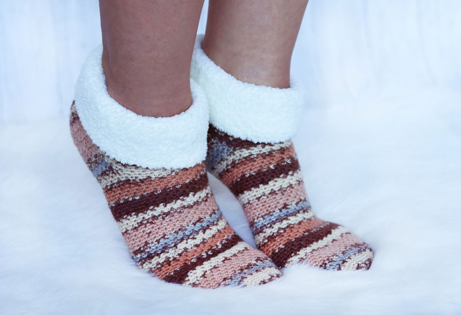 Blog-Inhaltsbild für 'Kostenlose Häkelanleitung Ringelsocken Gr. 36-43'